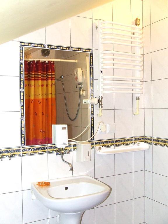 Na Skraju Lasu Chodel Ngoại thất bức ảnh